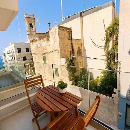 Coastal Luxe - Side Sea View Apartament St Paul's Bay